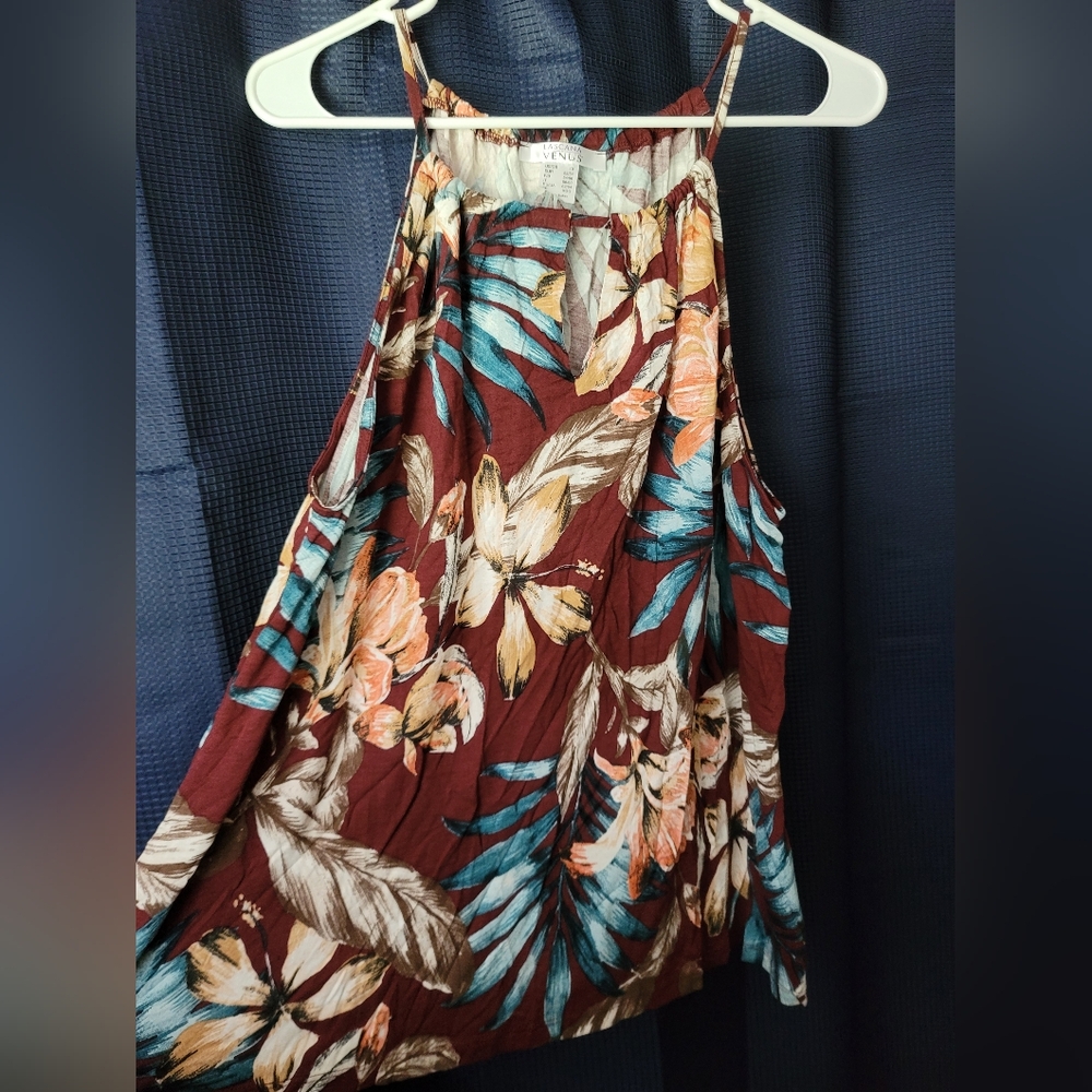 VENUS Floral Sleeveless Tank Top - Multicolor